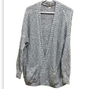 Mossimo grey sweater size small